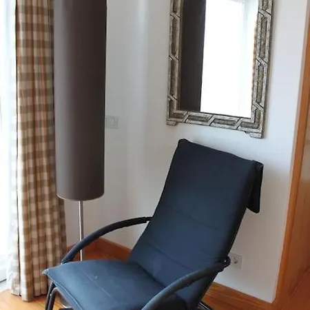 Breathtaking With Infinity Pool Over The Sea Praia Da Luz