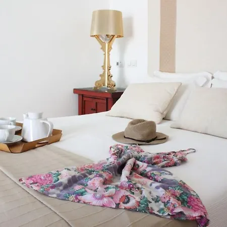 Breathtaking With Infinity Pool Over The Sea Villa *