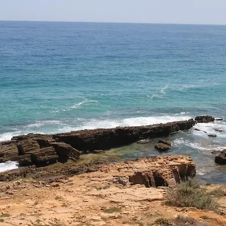 Breathtaking With Infinity Pool Over The Sea * Luz