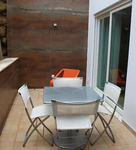 Breathtaking With Infinity Pool Over The Sea Vila Luz