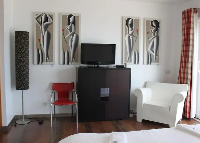 Vila Breathtaking With Infinity Pool Over The Sea