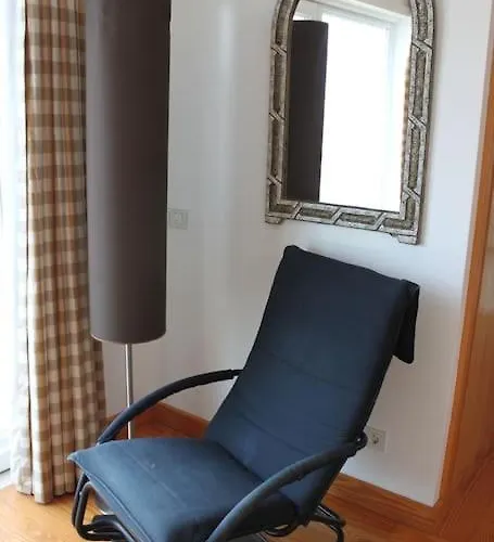 Breathtaking With Infinity Pool Over The Sea Luz