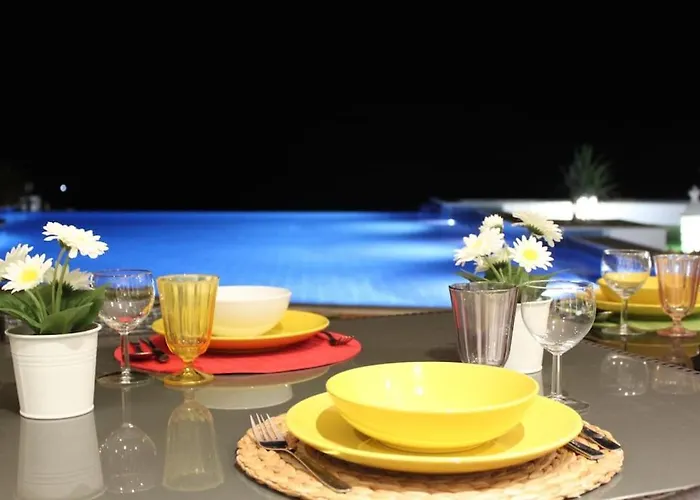 Breathtaking With Infinity Pool Over The Sea Βίλα *