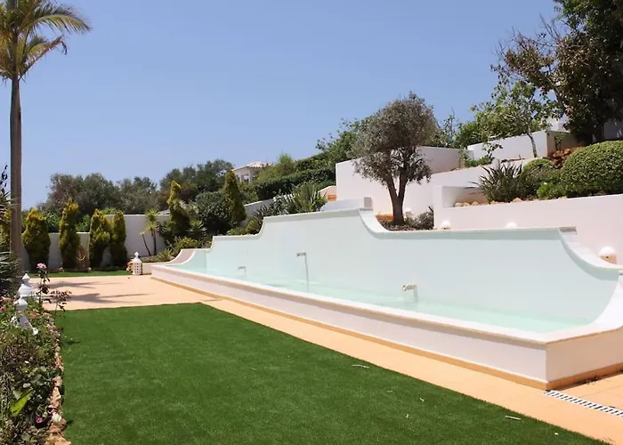 Breathtaking With Infinity Pool Over The Sea Βίλα Luz