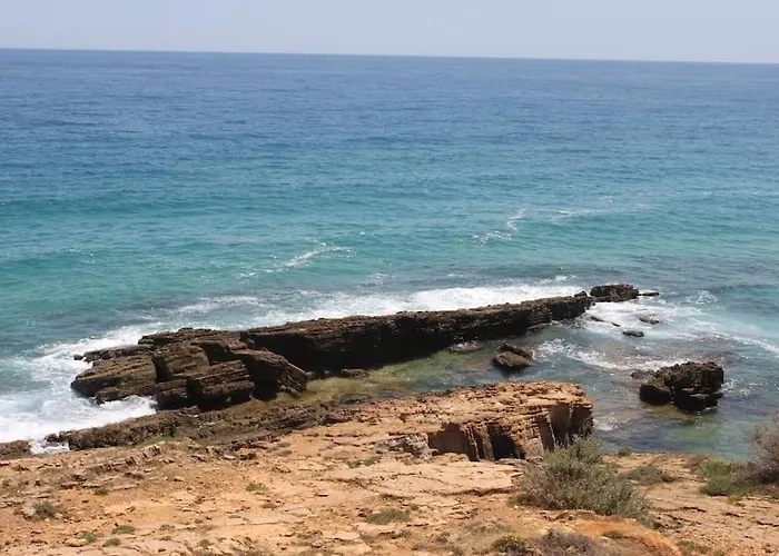 Breathtaking With Infinity Pool Over The Sea * Luz