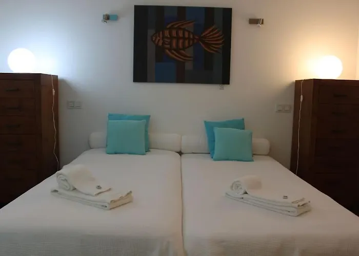 Βίλα Breathtaking With Infinity Pool Over The Sea